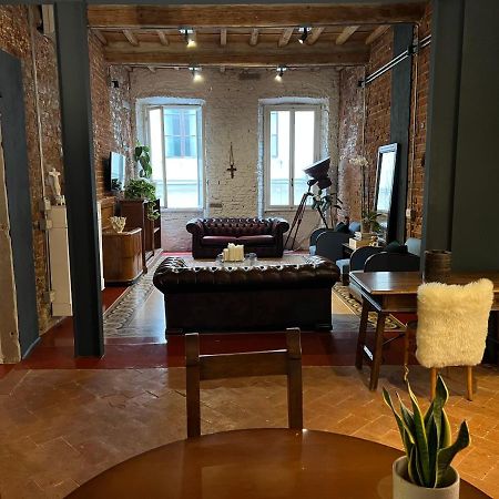 Velvet Loft - Santo Spirito Apartment فلورنس المظهر الخارجي الصورة