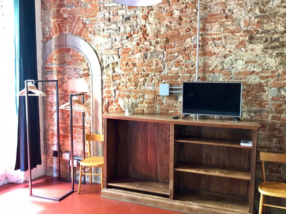 Velvet Loft - Santo Spirito Apartment فلورنس المظهر الخارجي الصورة
