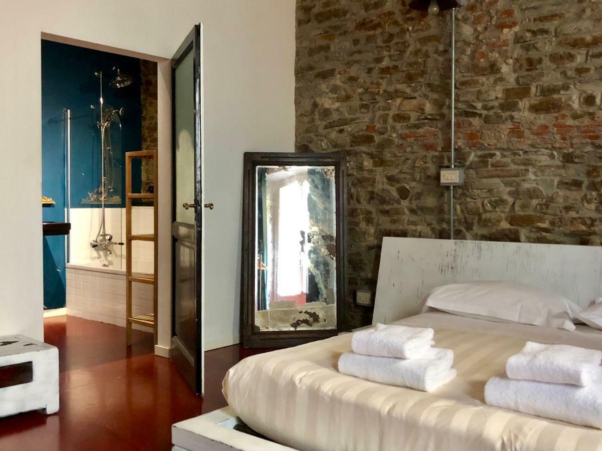 Velvet Loft - Santo Spirito Apartment فلورنس المظهر الخارجي الصورة